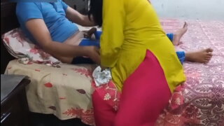 Desi Kam Wali Ki Malik Ne Khoob Chut Mari - Hot Indian Maid And House Owner Sex Video 